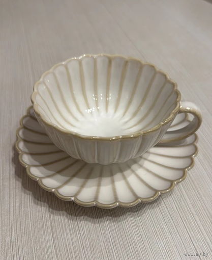 Чайная пара чашка и блюдце