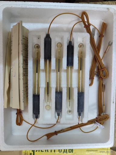 Электрод стеклянный промышленный ЭСП-04-14/7 и  01-14 платиновые электроды измерительные стеклянные лабораторные