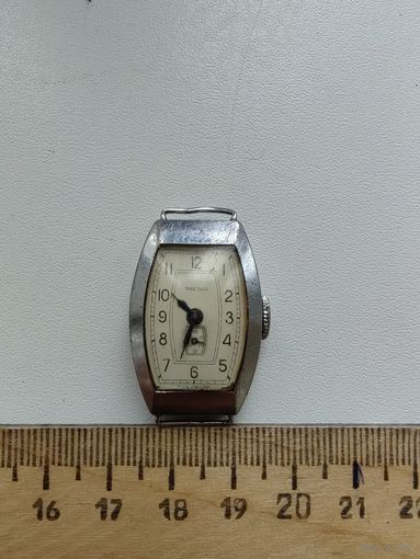 Часы " Звезда" на ходу!