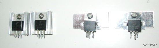 Транзисторы на радиаторах J13007-1 и  MJE13007