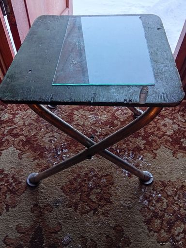 Стульчик раскладной.