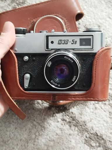 Фотоаппарат Фед 5в,шторка ходит,+бонусом зоркий без объектива,с рубля