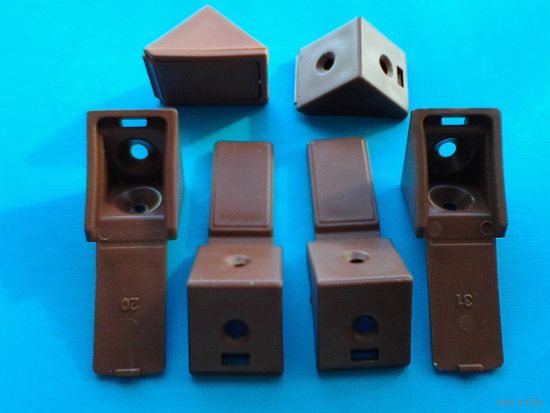 Шесть Уголков Полкодержателей - Одним Лотом.