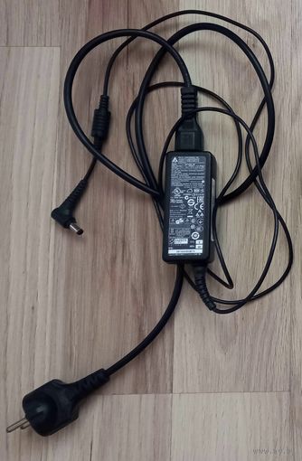 Зарядное устройство Блок питания к нетбуку 19v 2.1А