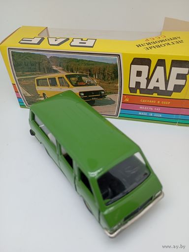 Раф 2203.Модель  А18. Масштаб 1:43