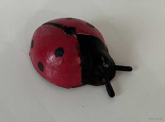 Игрушка божья коровка металл СССР