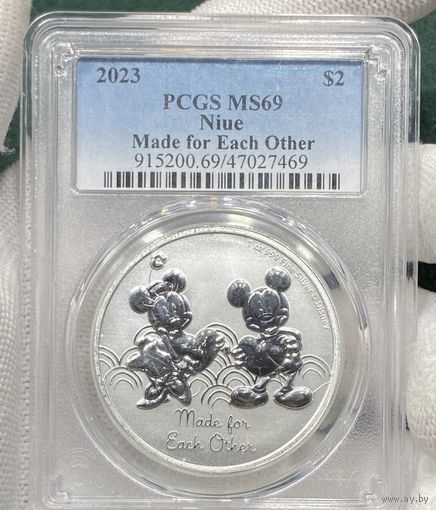С рубля без мц! 2 доллара 2023 Ниуэ Микки Маус унцовка ms 69 PCGS