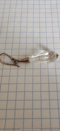 Серьга одиночка. Серебро 875 проба. Горный хрусталь. Свердловск.  Винтажная бижутерия.