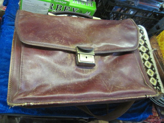 Портфель, сумка кожаная.