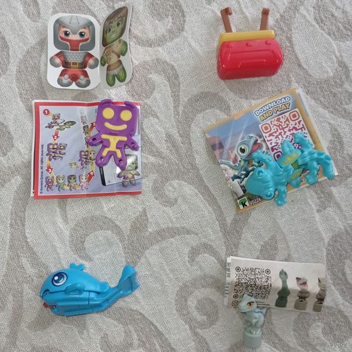 Киндер игрушки, игрушки из Чупа чупс