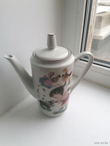 Кофейник из кукольного сервиза ГДР
