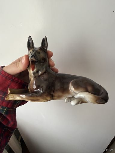 Собака фарфор