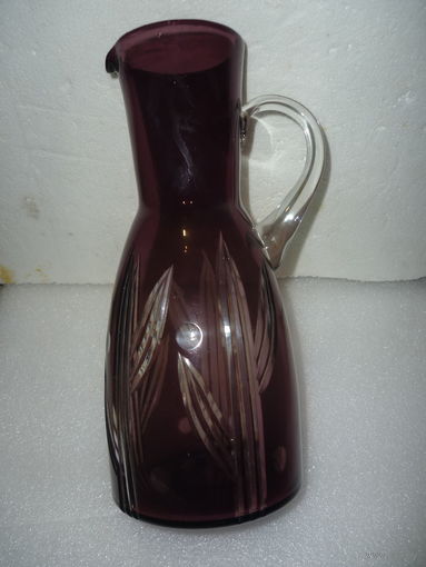 Кувшин Марганцевое стекло. Нарезка. СССР