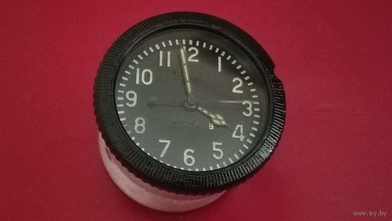 Часы танковые.Завод на 5 суток.