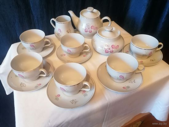 Сервиз чайный Ленинградский завод фарфоровый изделий, СССР