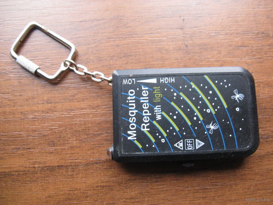 Отпугиватель комаров-фонарик