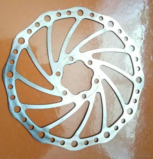 Диск тормозной велосипеда shimano