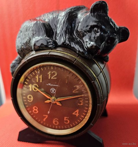 Старт с 1 Рубля !!! Каминные настольные Часы молния Медведь на бочке Охота СССР рабочие