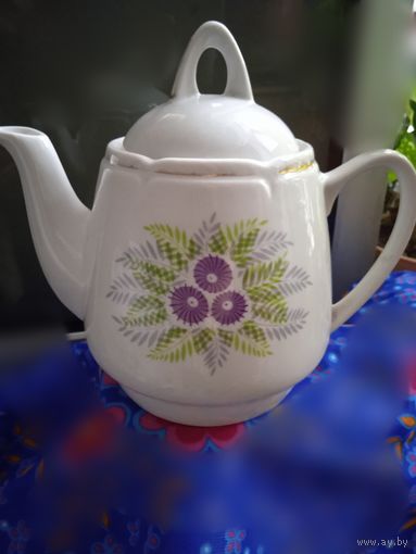 Чайник винтажный. Рижский фарфоровый завод.