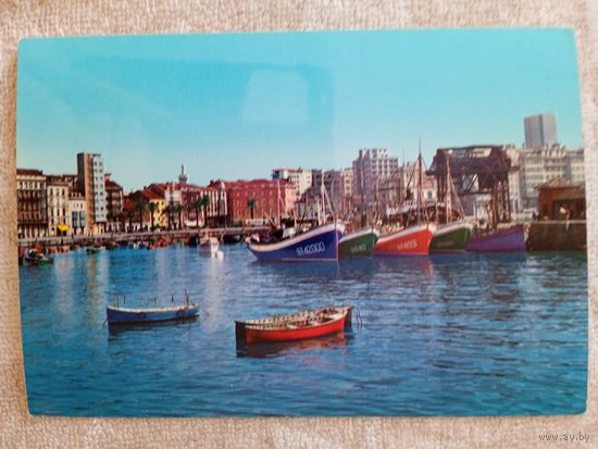 Испания, Хихон. Вид порта