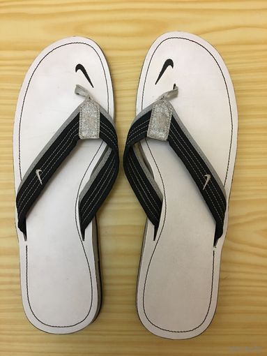Вьетнамки Nike 40-41