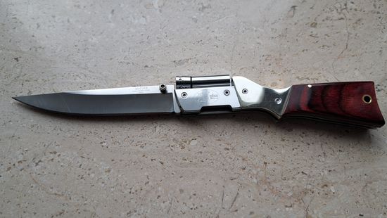 Нож складной стопор фонарик футляр high carbon steel 440C Mauser новый.