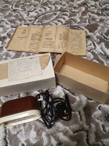 Рефлектор бытовой малогабаритный г. Минск "Промсвязь" 1992