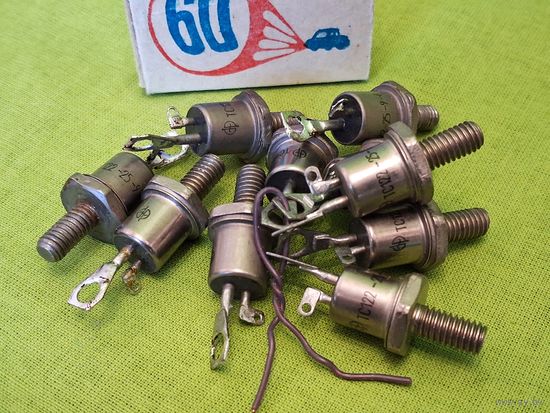 Симисторы Т122