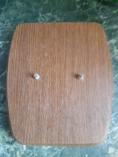 Подставка для настольных часов