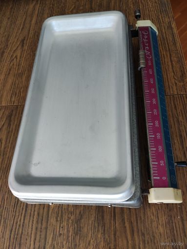 Весы бытовые. Азовье. СССР. Редкость. Состояние!