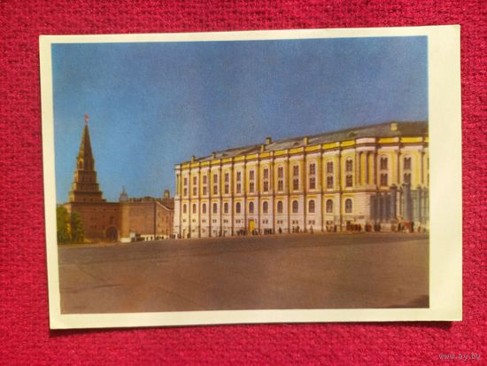 Москва. Кремль. Здание государственной оружейной палаты. 1962 г. Чистая.