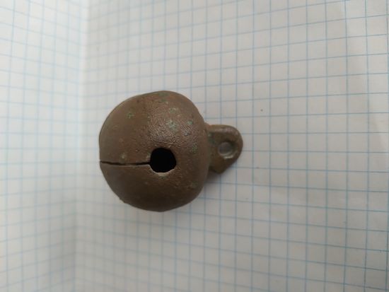 Бубенчик бронзовый старинный. Виктория