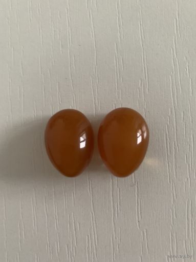 Янтарь. Клипсы из янтаря