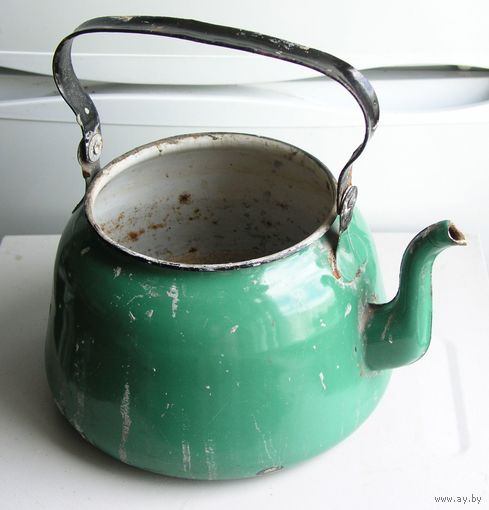 Чайник зеленый эмалированный