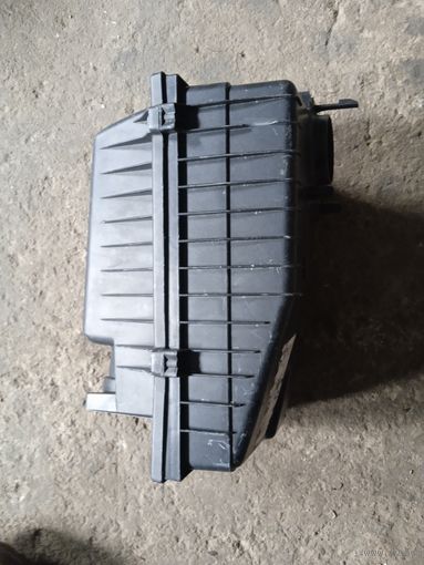 Корпус воздушного фильтра к Peugeot 406, 2002 г