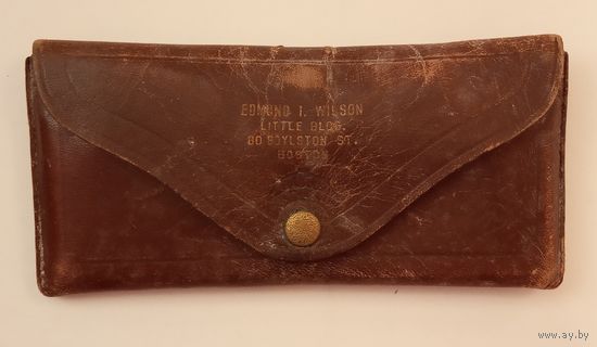 Кожаный футляр с очками EDMUND I. WILSON ( США. Бостон, первая половина 20 в.)