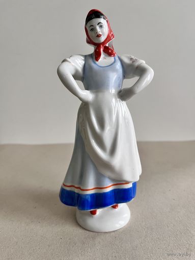 СТАТУЭТКА ФАРФОРОВАЯ " ПЛЯСУНЬЯ ". ЛФЗ. 1960-Е ГОДА. ВЫСОТА 17 СМ. СМ.ФОТО И ОПИСАНИЕ.