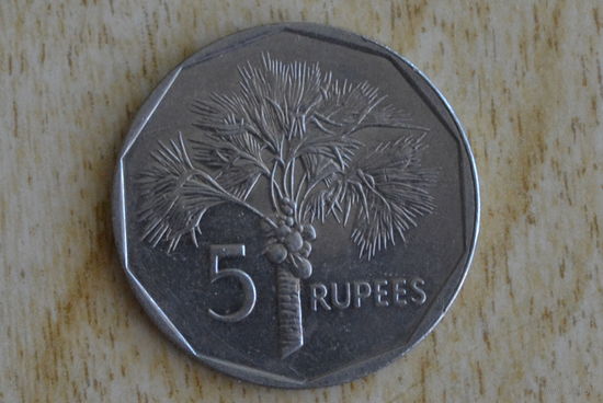Сейшелы 5 рупий 2007 с 1 руб