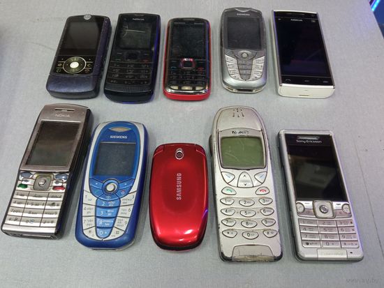 Мобильные телефоны кнопочные 1