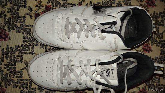 Кроссовки Nike 41 р.