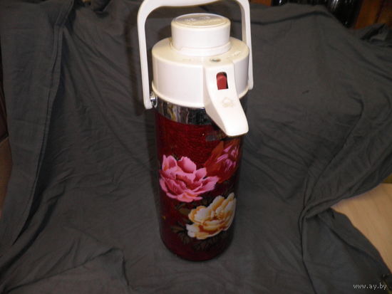 Термос из дружественного Китая 70-х годов.Лот 02.С рубля.