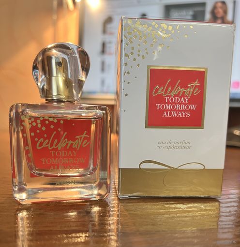 Парфюмерная вода Celebrate Avon 50мл