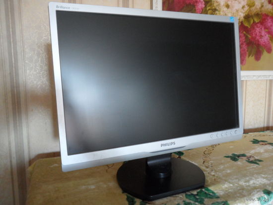 Монитор Philips Brilliance 190SW
