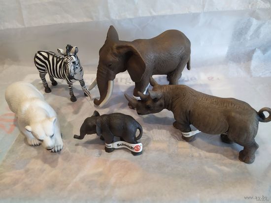 ФИГУРКИ  ЖИВОТНЫХ ШЛЯЙХ(ГЕРМАНИЯ) одним лотом
