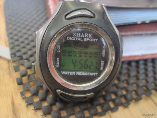 Часы электронные Shark Digital Sport.