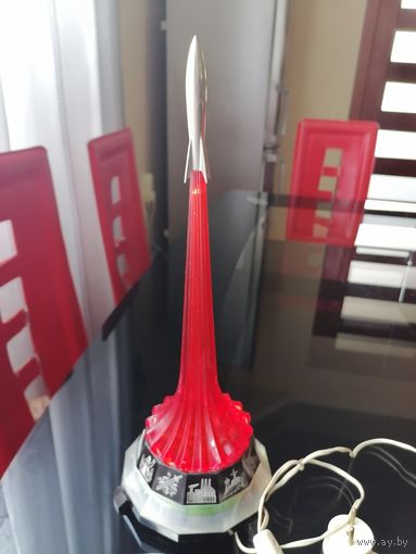 Лампа настольная