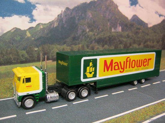 Модель грузового автомобиля Peterbilt (3). Масштаб HO-1:87.