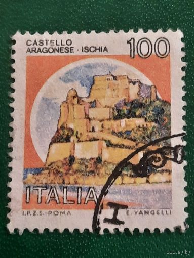 Италия. Архитектура. Замок Aragonese Ischia