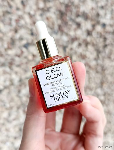 Миниверсия масла для лица Sunday Riley C.E.O. Glow Vitamin C+ Turmeric Face Oil 10 ml