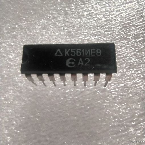 Микросхема К561ИЕ8